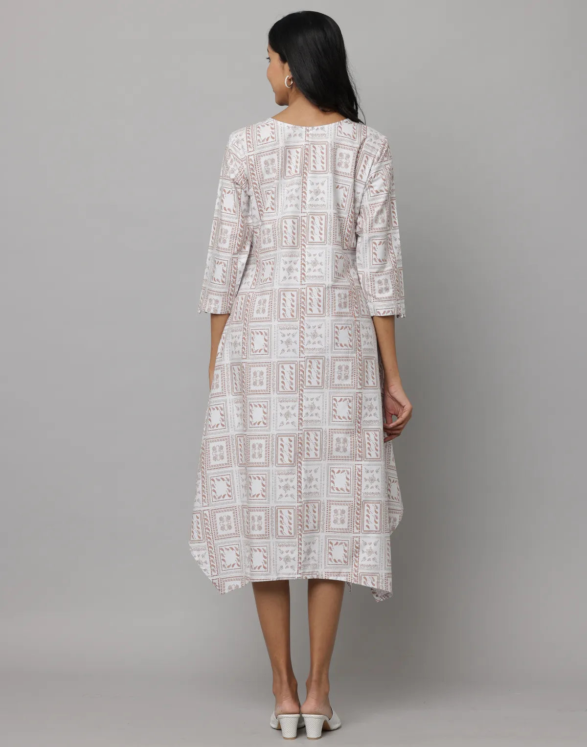 Floral Print Round Neck 3/4th Sleeves Dress