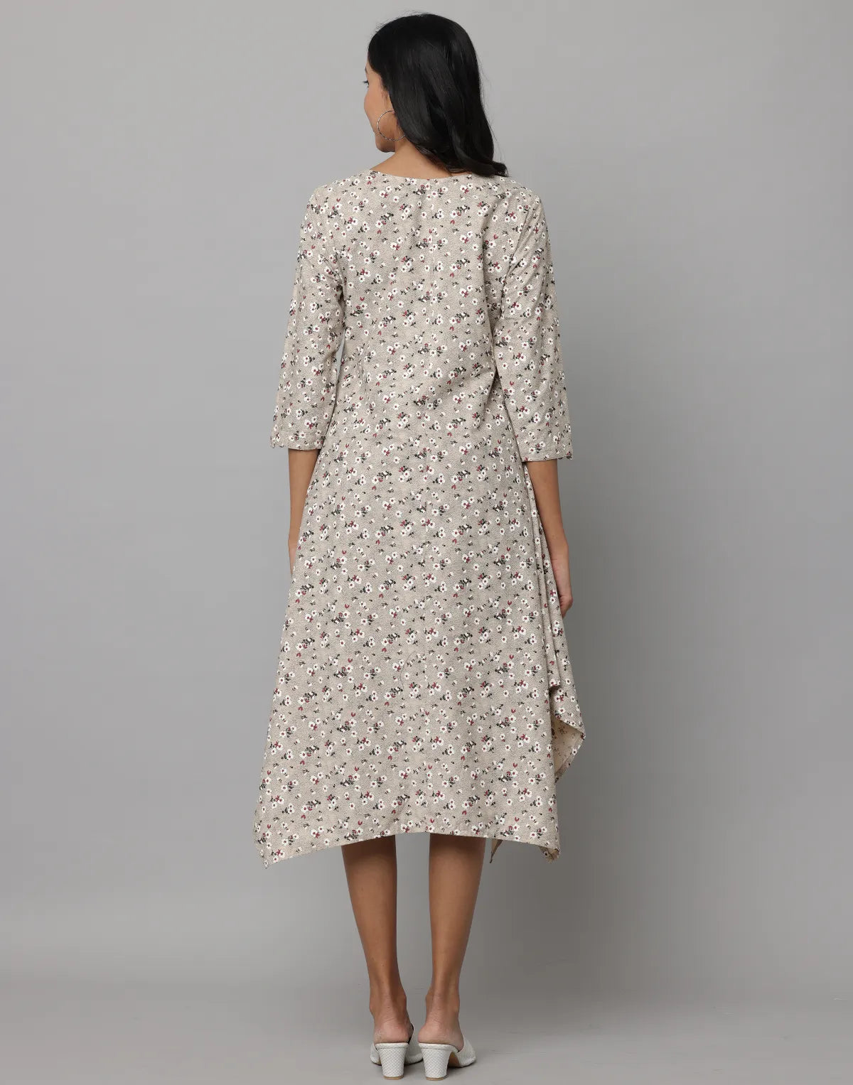 Floral Print Round Neck 3/4th Sleeves Dress