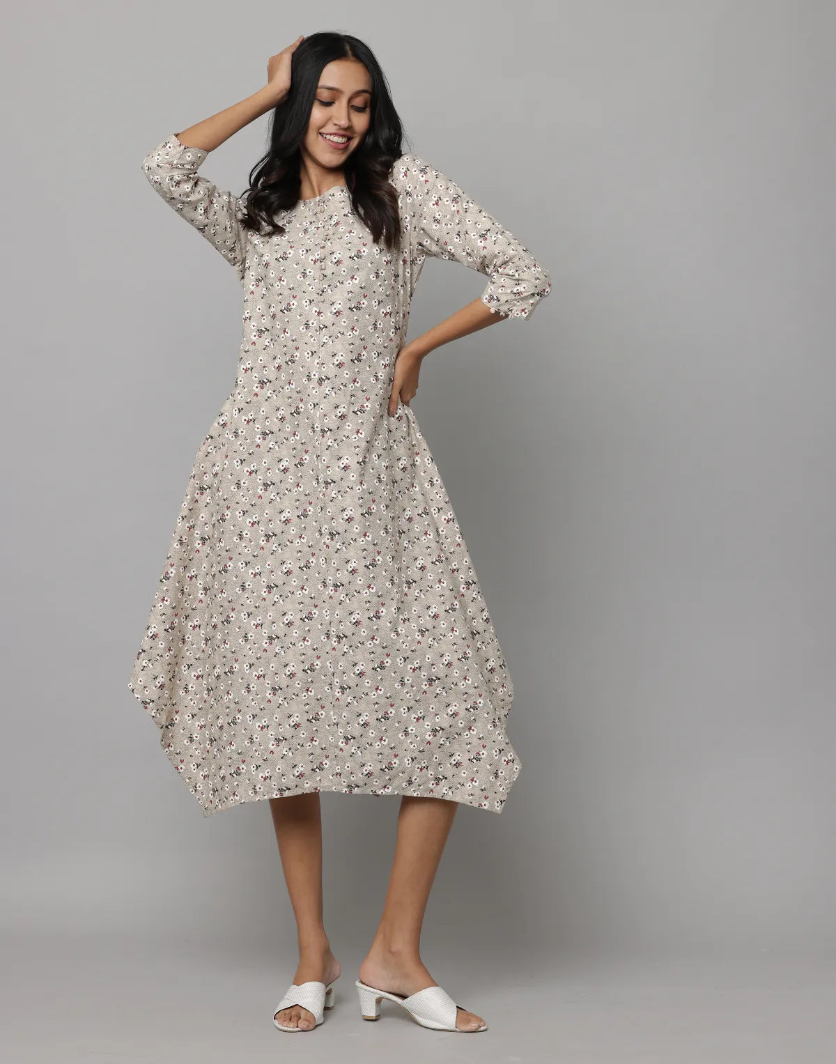 Floral Print Round Neck 3/4th Sleeves Dress