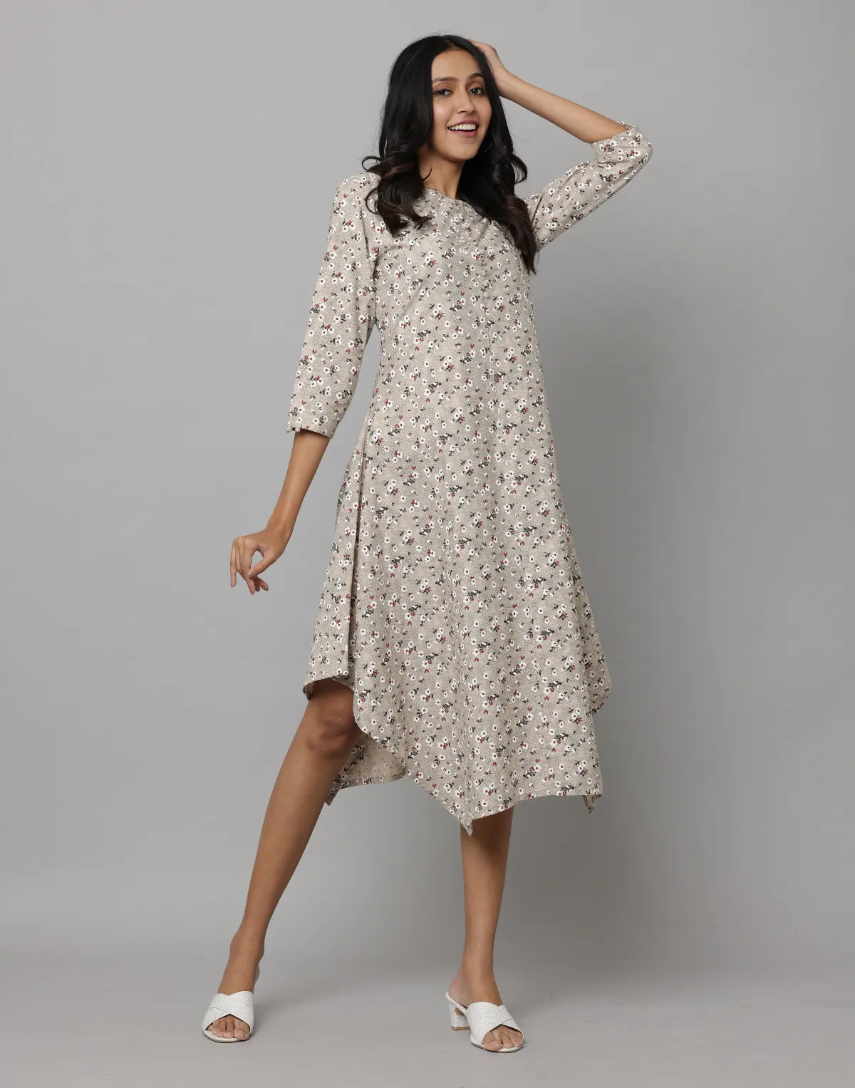 Floral Print Round Neck 3/4th Sleeves Dress