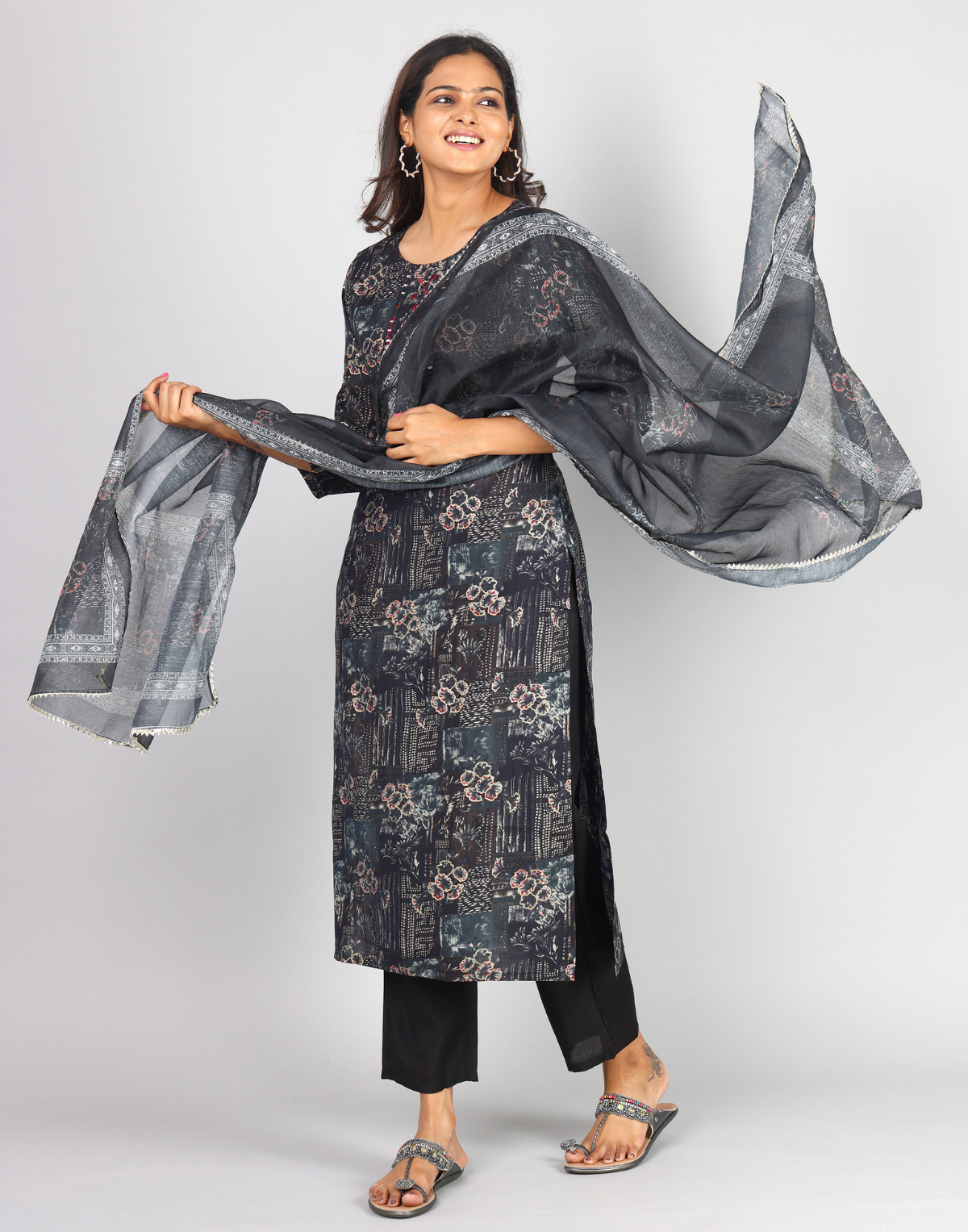 3/4th Sleeve Round Neck Front Yoke Thread & Mirror Work  Kurta, Bottom & Duppatta With Gota Lace 3pc Set