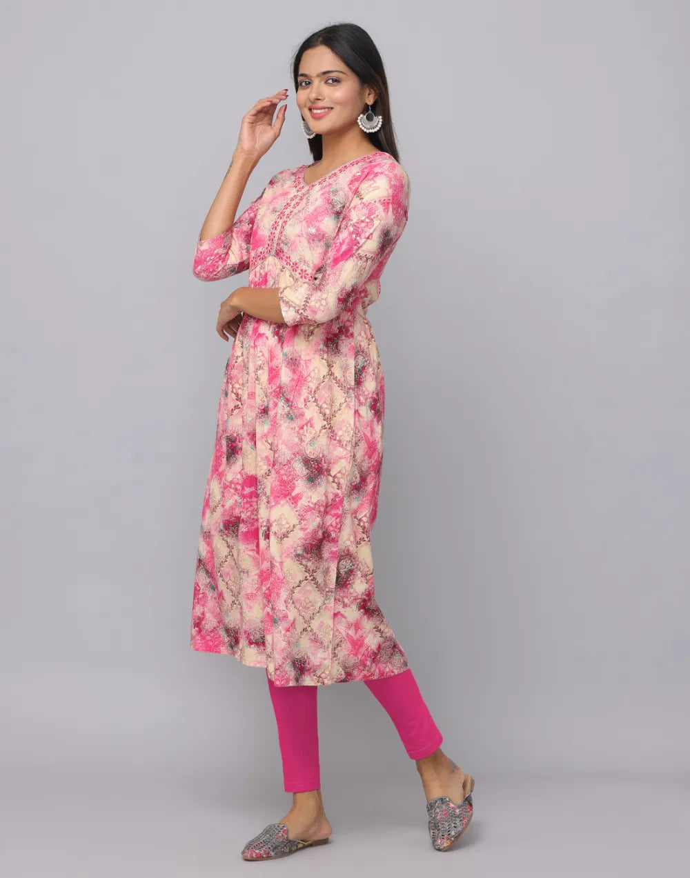 Floral Printed Kurta With 3/4 Sleeve