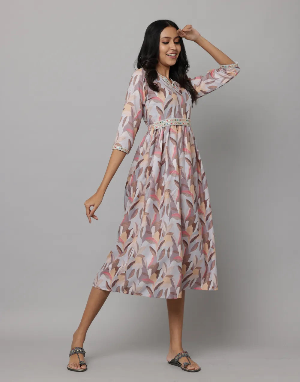 Floral Printed 3/4 Sleeve V Neck Dress