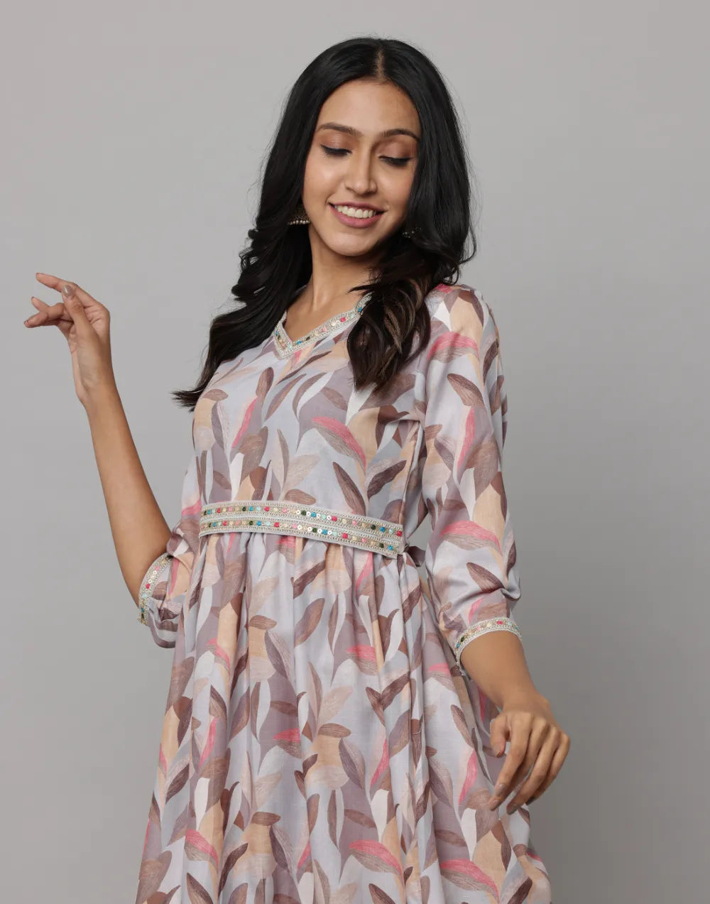 Floral Printed 3/4 Sleeve V Neck Dress