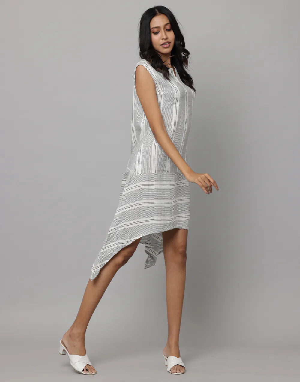 V Neck Sleeveless Stripes Dress