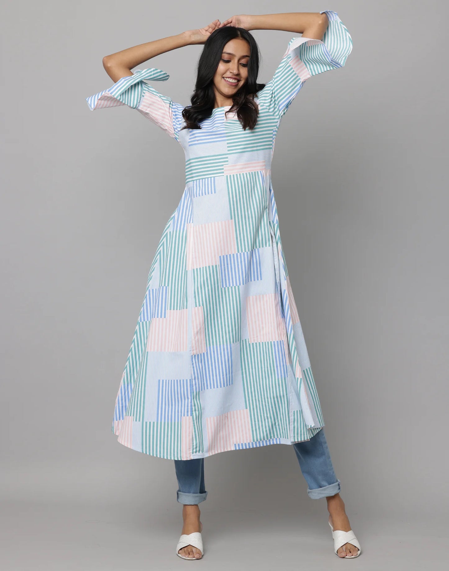 Stripe Printed Kurta With 3/4th Flared Sleeves