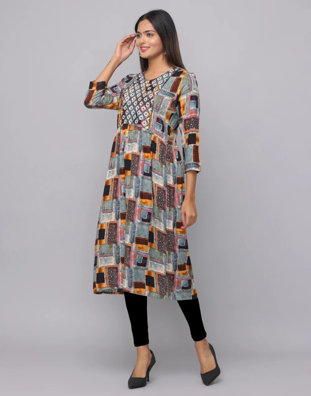 Floral Printed Kurta With 3/4 Sleeve