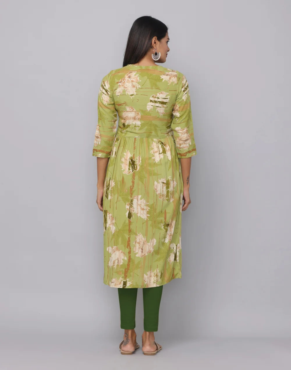 Floral Printed Kurta With 3/4 Sleeve