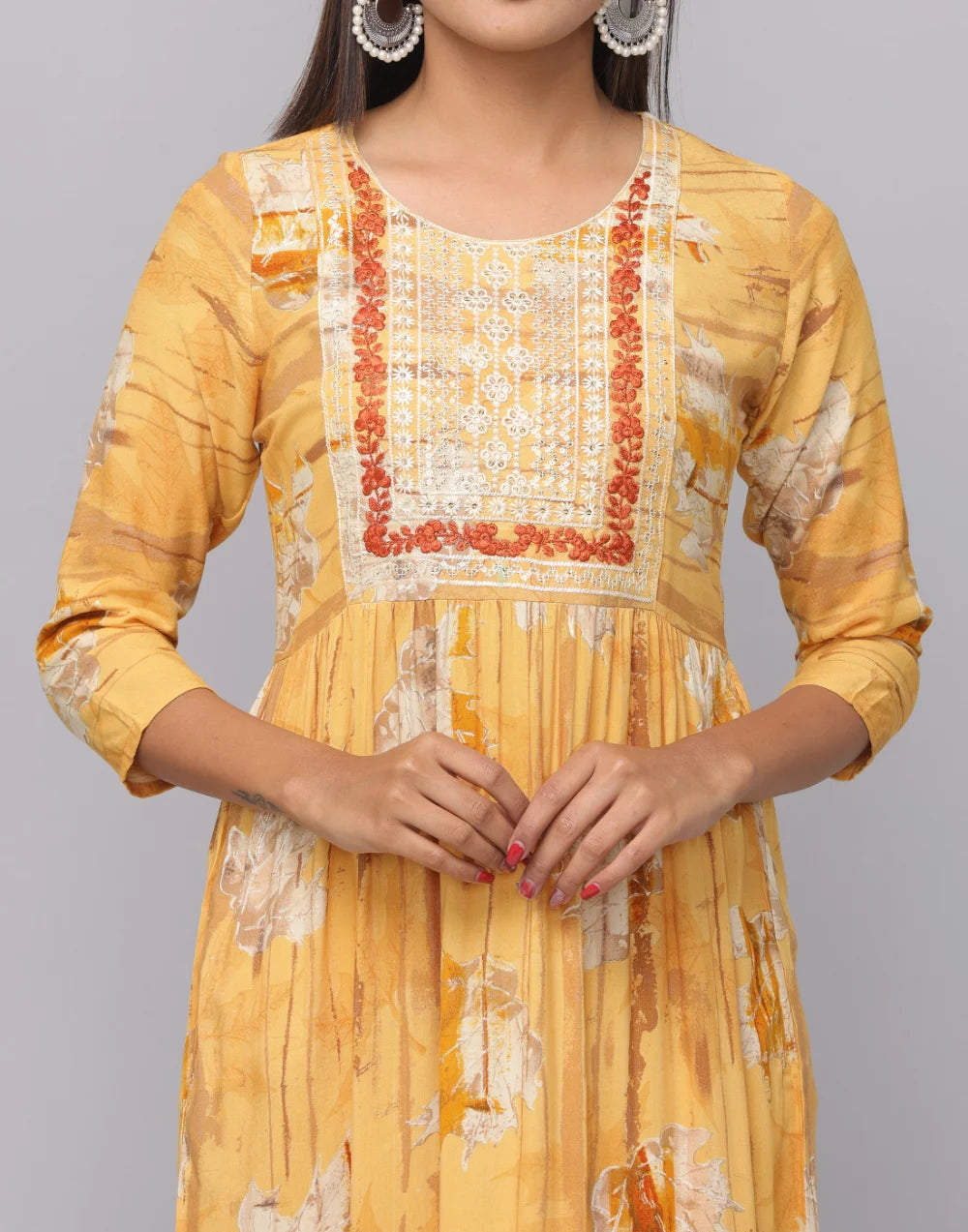 Floral Printed Kurta With 3/4 Sleeve