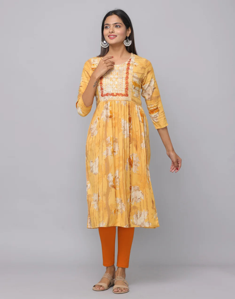 Floral Printed Kurta With 3/4 Sleeve