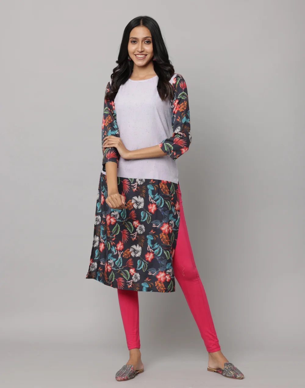 Floral & Solid Mix & Match Round Neck 3/4th Sleeve Kurta