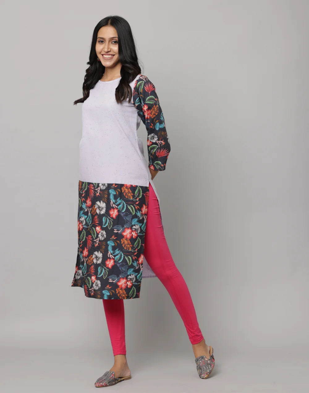 Floral & Solid Mix & Match Round Neck 3/4th Sleeve Kurta