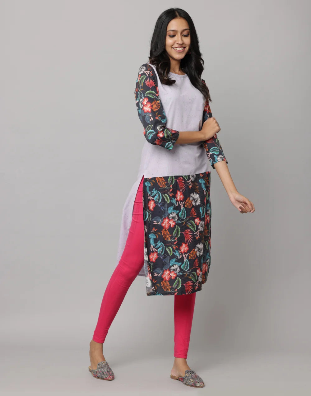 Floral & Solid Mix & Match Round Neck 3/4th Sleeve Kurta