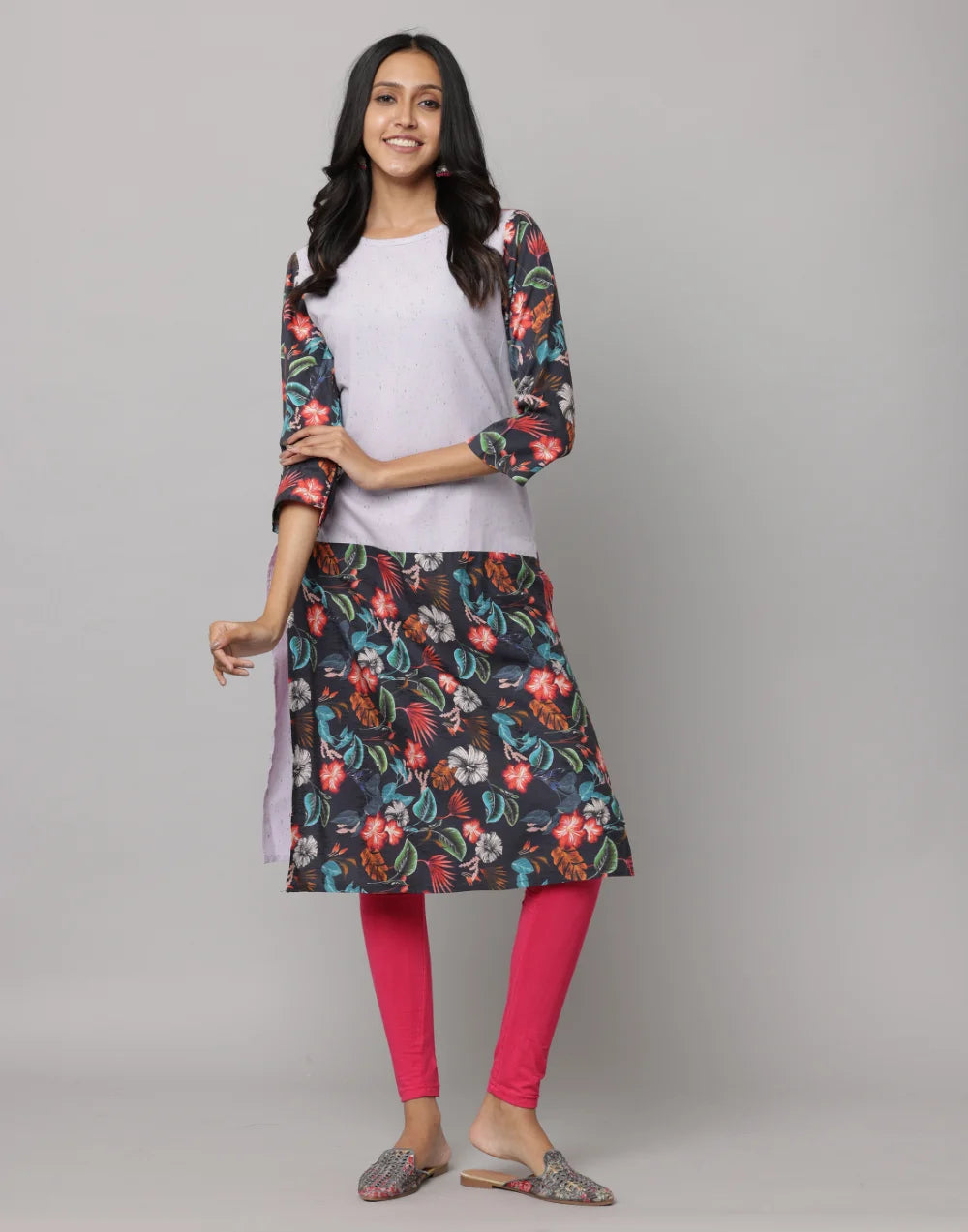 Floral & Solid Mix & Match Round Neck 3/4th Sleeve Kurta