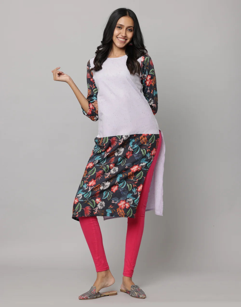 Floral & Solid Mix & Match Round Neck 3/4th Sleeve Kurta