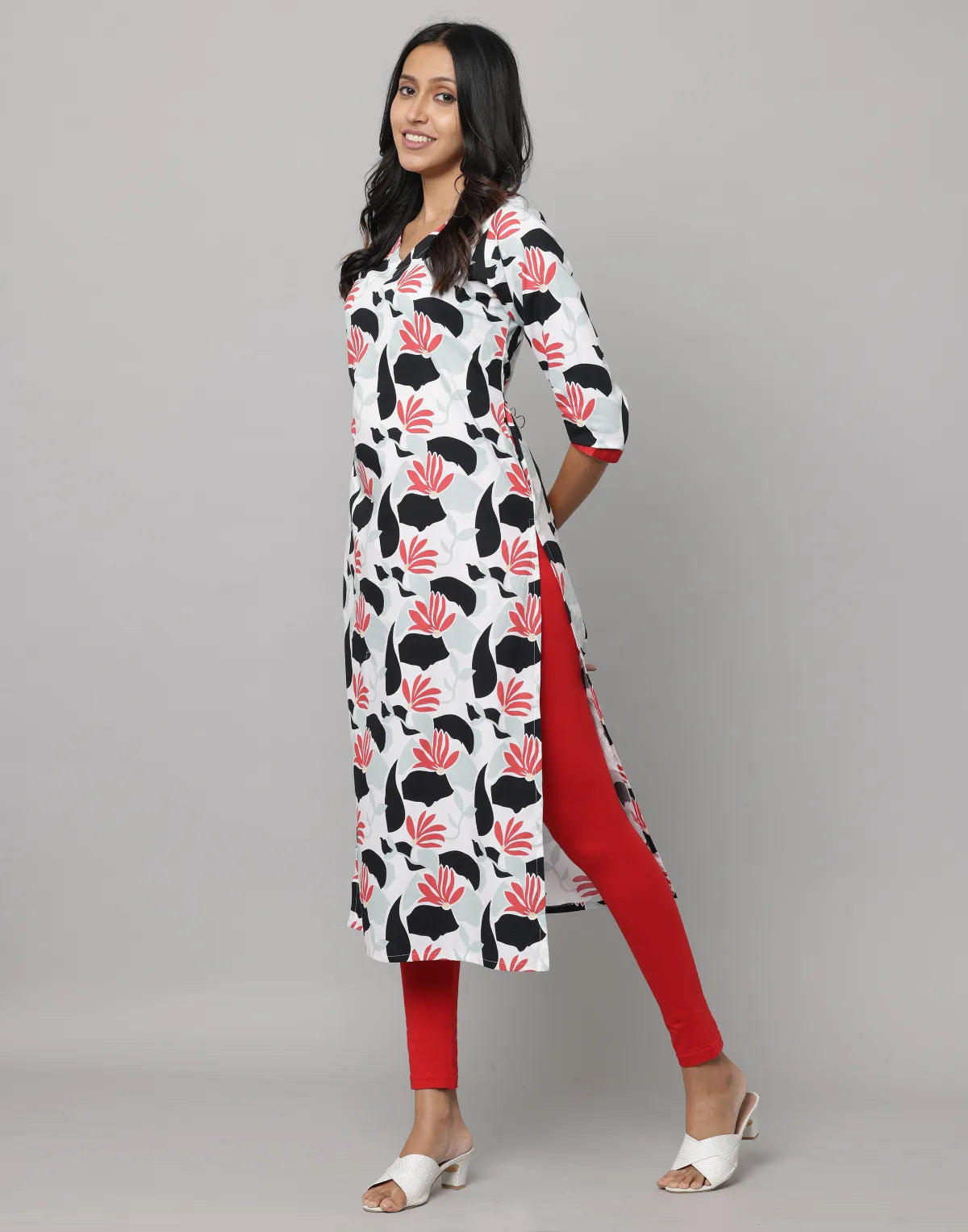 Floral Print 3/4th Sleeve V Neck Long Kurta