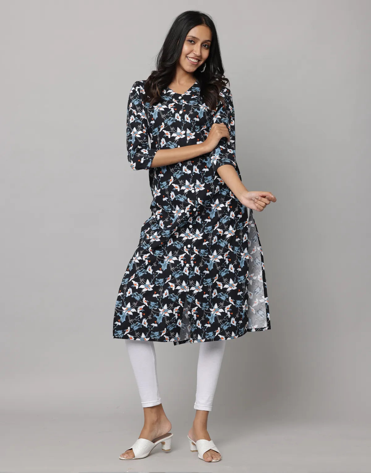 Floral Print Mandarin Collar 3/4th Sleeve Kurta