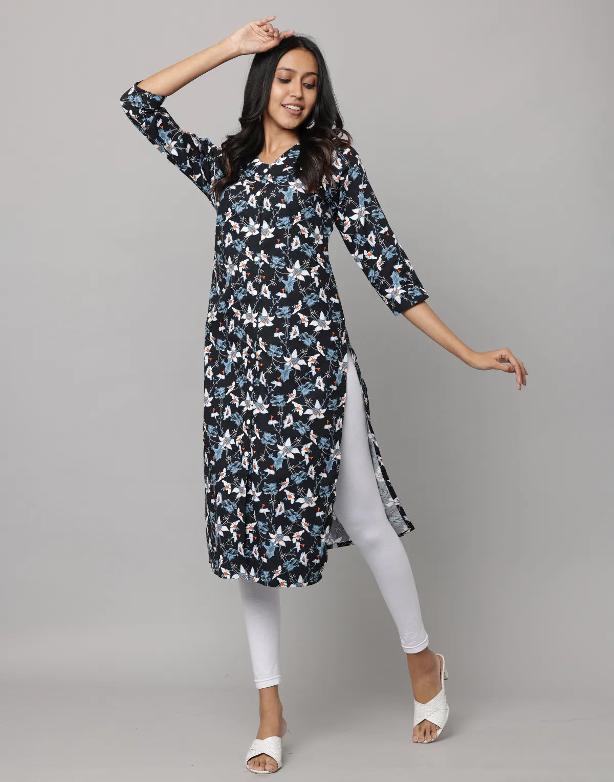 Floral Print Mandarin Collar 3/4th Sleeve Kurta