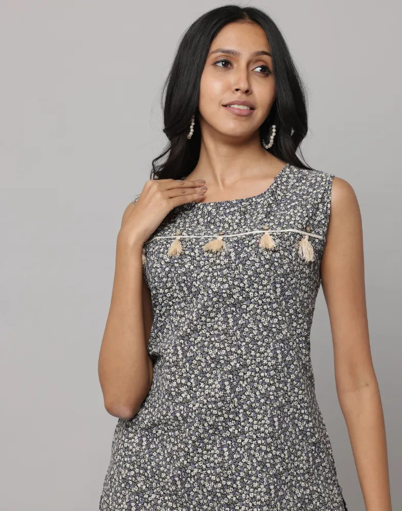 Floral Print Sleeveless Straight Cut kurta