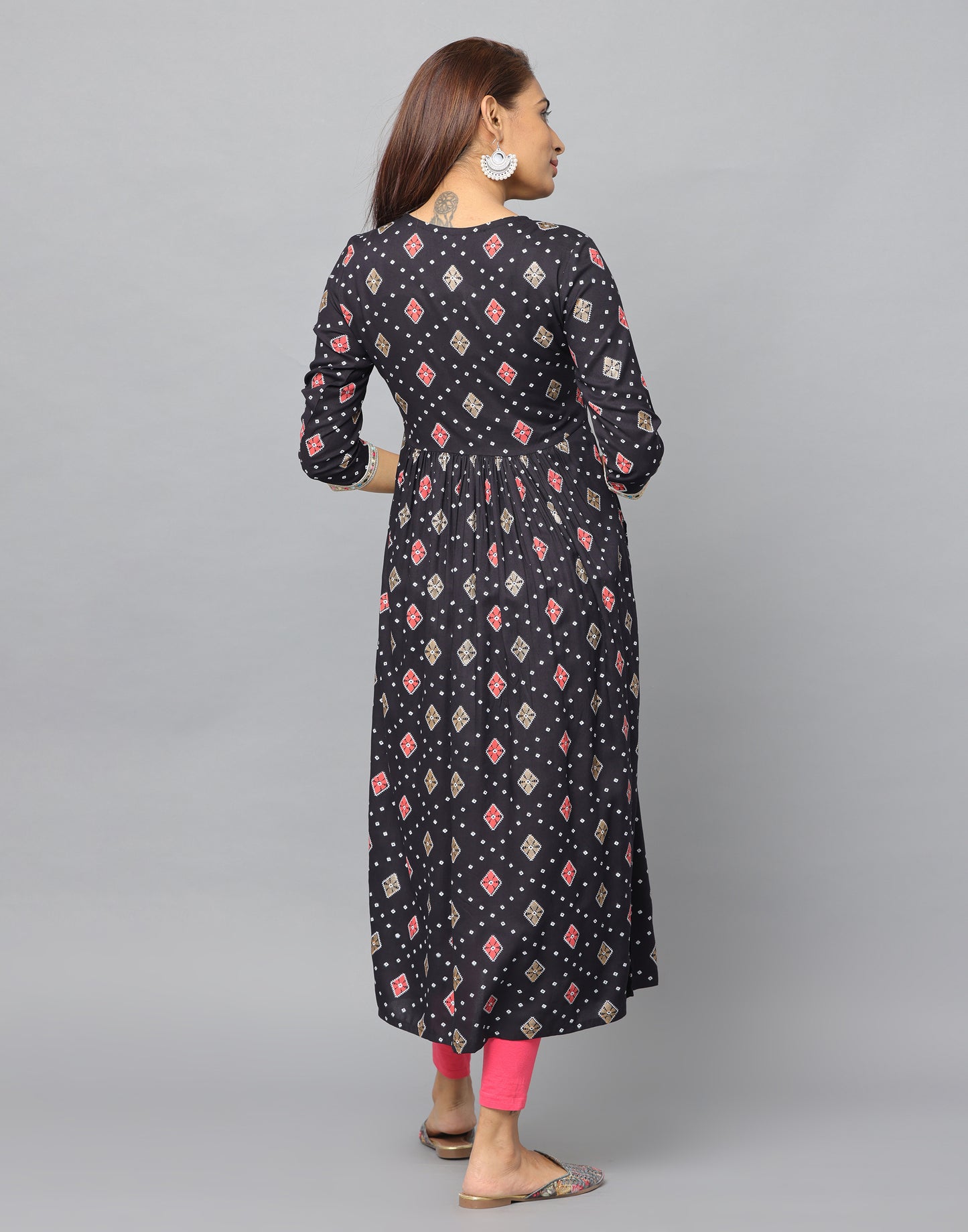 Floral Print Slim Fit 3/4th Sleeve Kurta