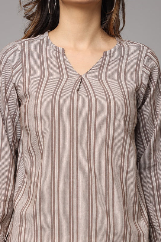 V Neck Top with 3/4th sleeves