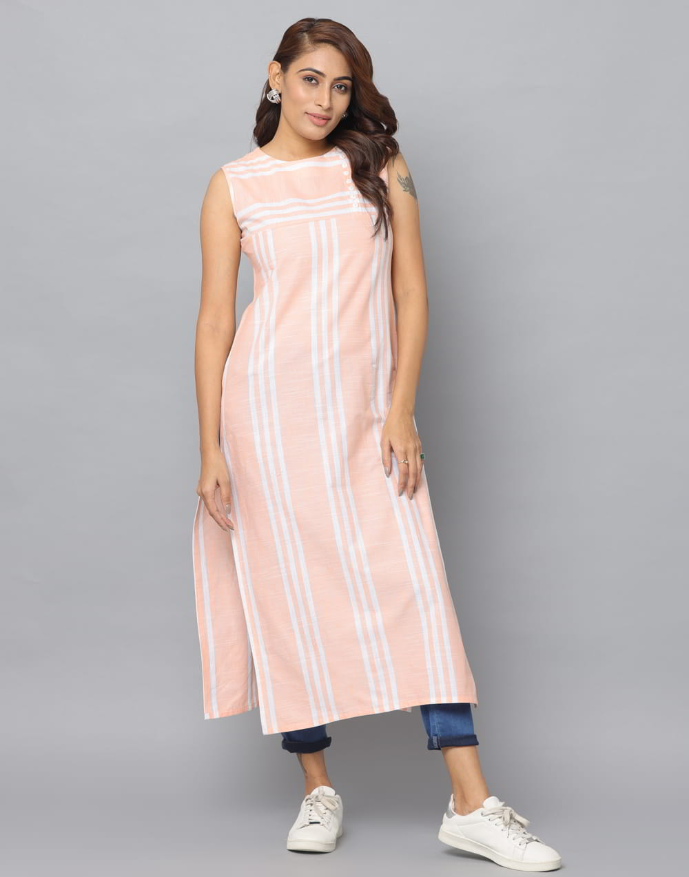 Stripe Print Sleeveless Kurta online