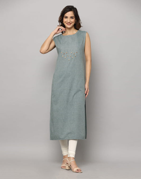 Solid Sleeveless Kurta