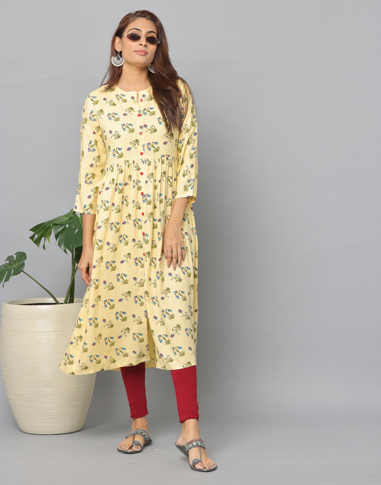 Floral Printed Loose Fit 3/4th Sleeve Kurta