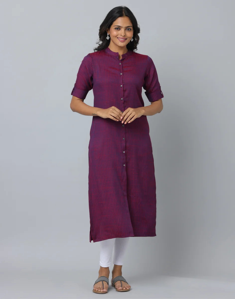 Mandarin Collar Slim Fit Elbow Length Sleeve Kurta