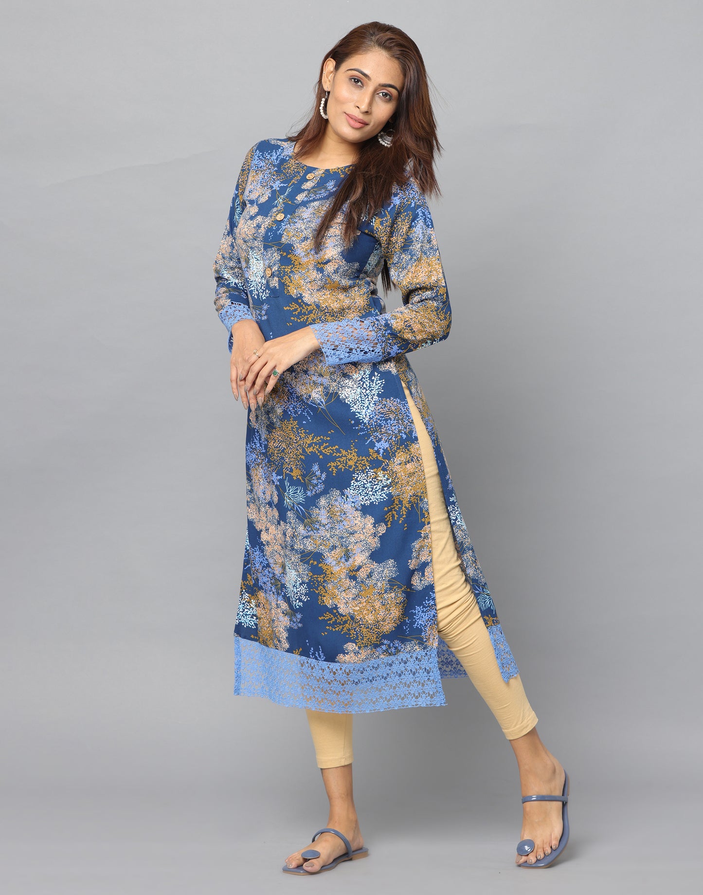 Floral Print Slim Fit 3/4th Sleeve Kurta