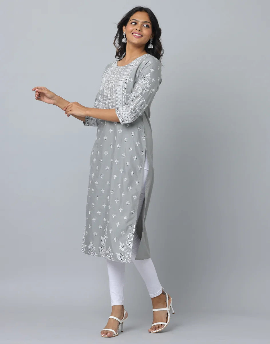 Floral Print Slim Fit 3/4th Sleeve Kurta