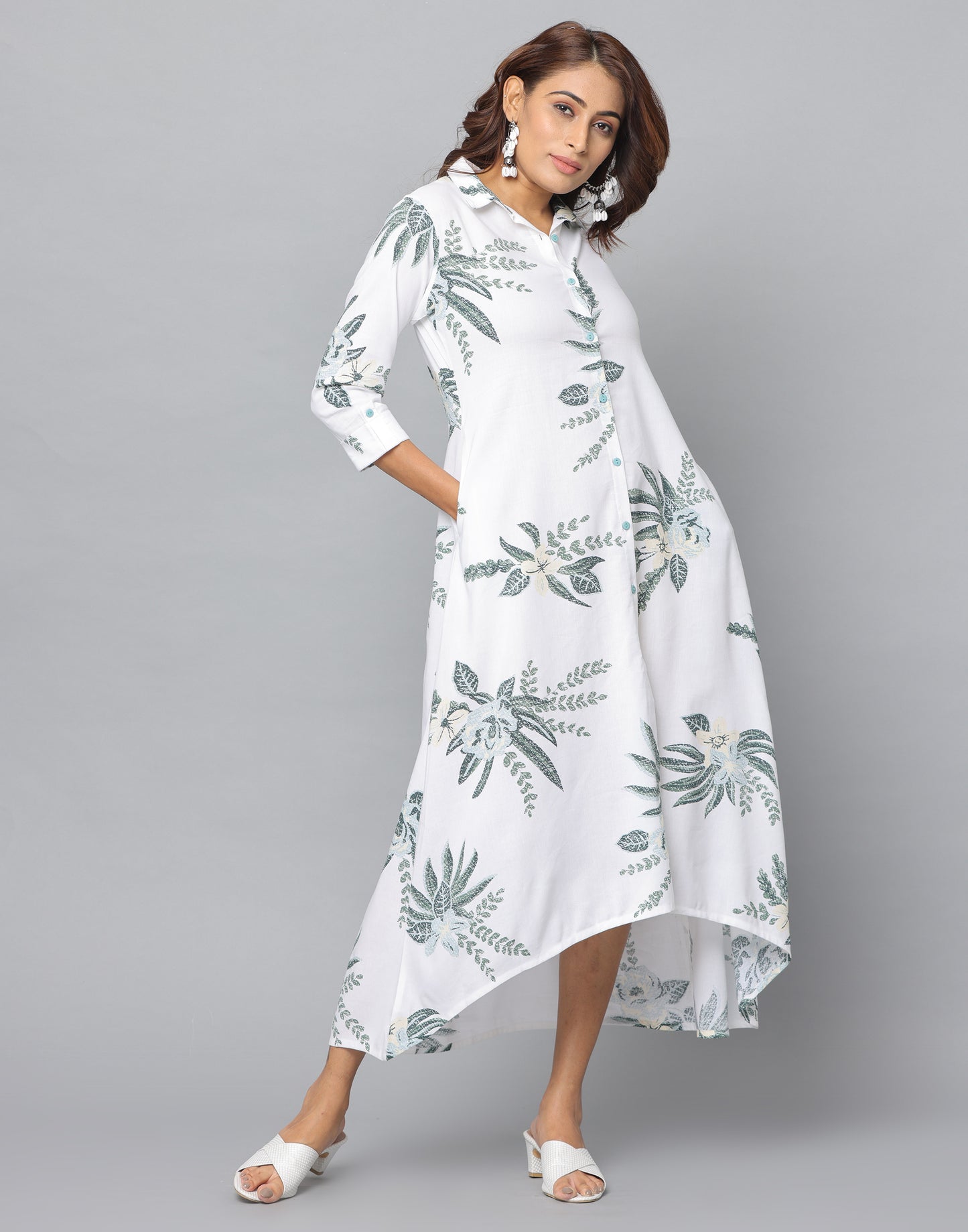 Floral Print Slim Fit 3/4th Sleeve Dress With Side Pockets