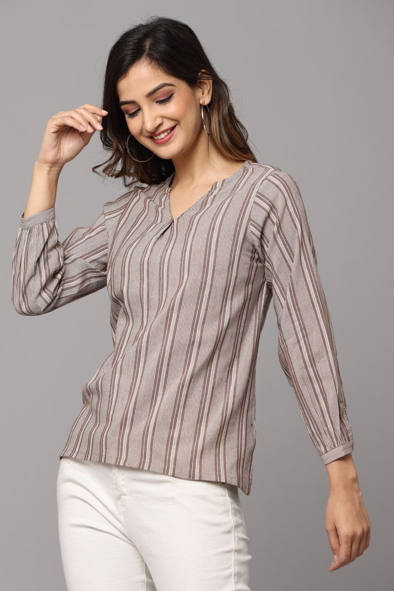 V Neck Top with 3/4th sleeves