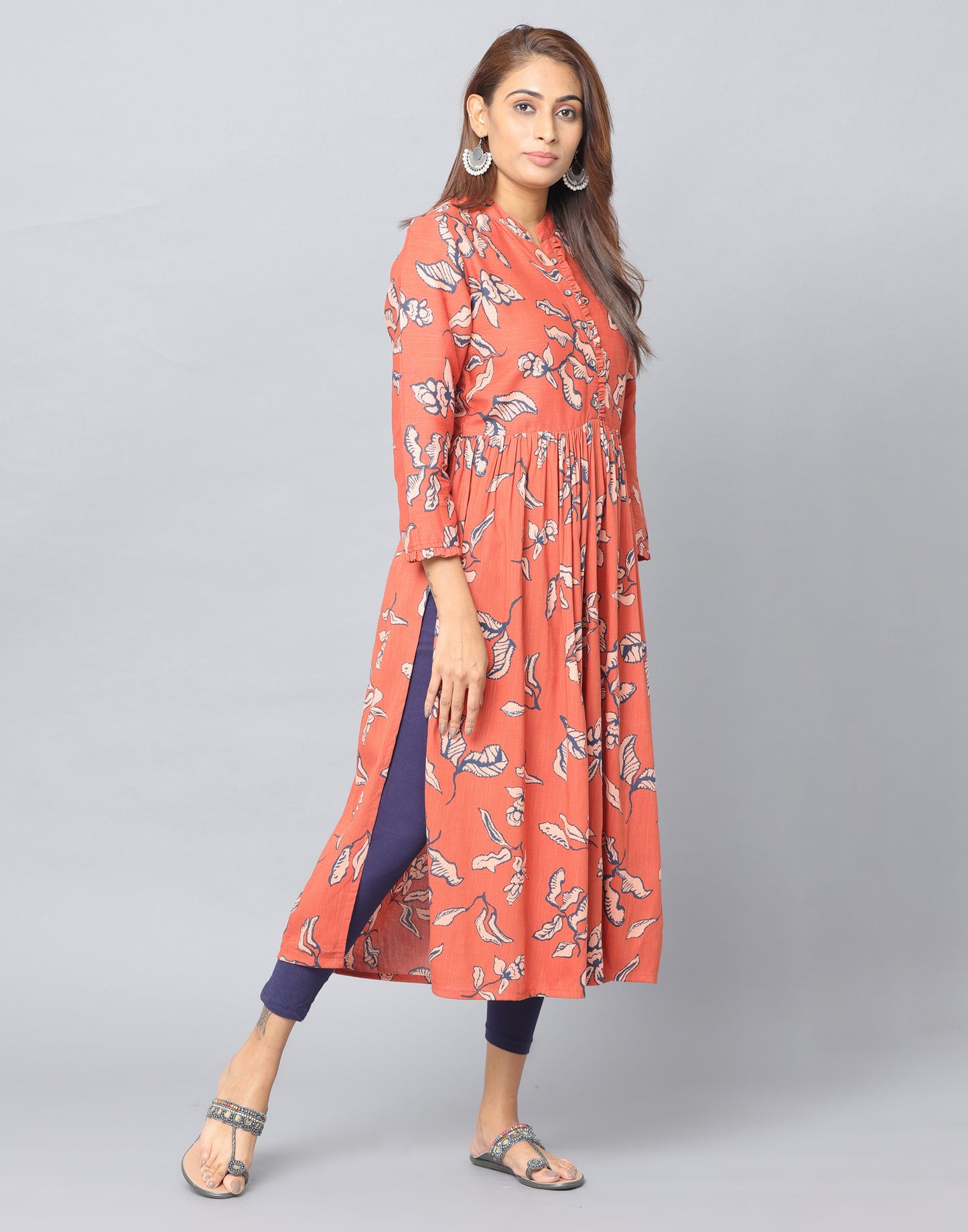 Floral Print Slim Fit 3/4th Sleeve Kurta