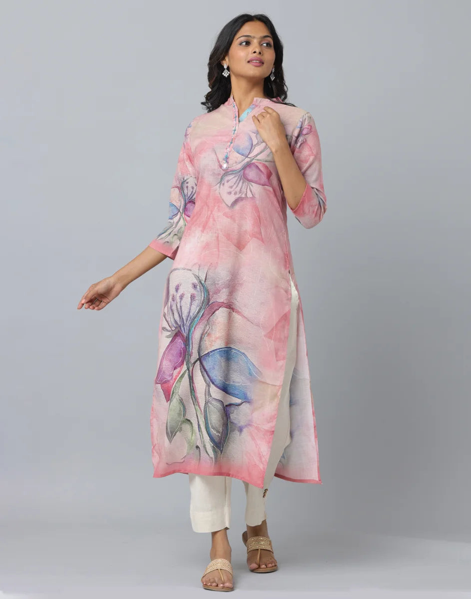 Anavarana Printed Kurta With Mandarin Collar WIth 3/4 Length Sleeve