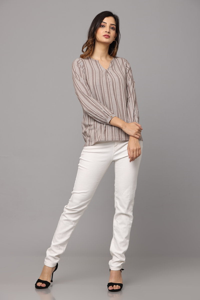 V Neck Top with 3/4th sleeves